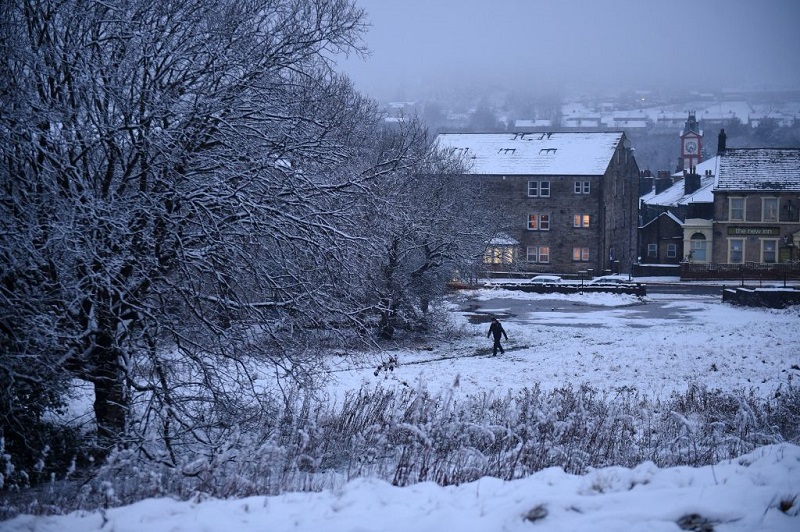 śnieg w Marsden, West Yorkshire
